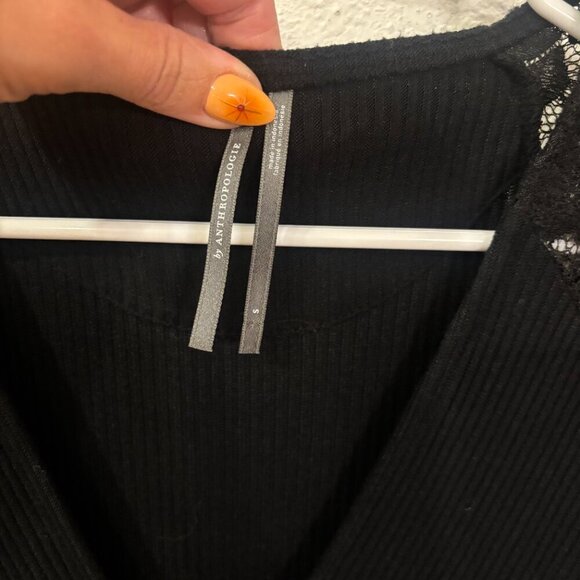 Anthropologie Lace Sleeve V Neck Sweater - Picture 4 of 7